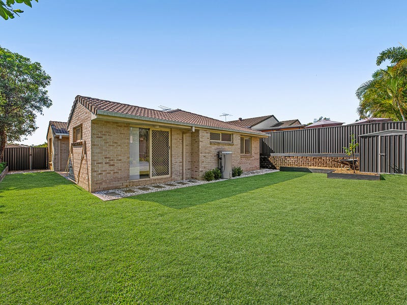 10 Bengar Place, Seventeen Mile Rocks