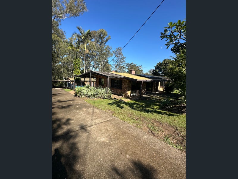 131 Elanora Way, Karalee
