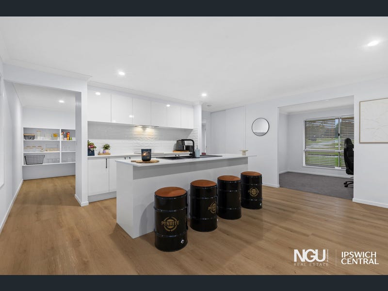 5 Alston Place, Harrisville