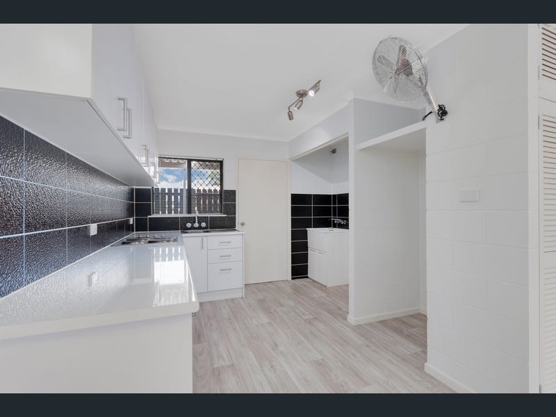 2/28 Girralong Street, Woree