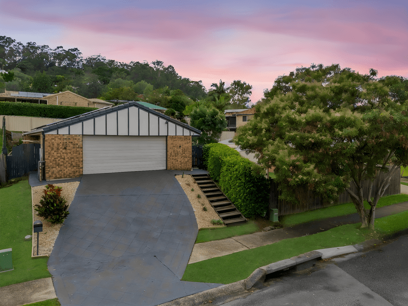 118 Pohon Drive, Tanah Merah