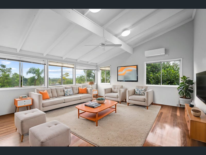 8 Firefly Street, Durack