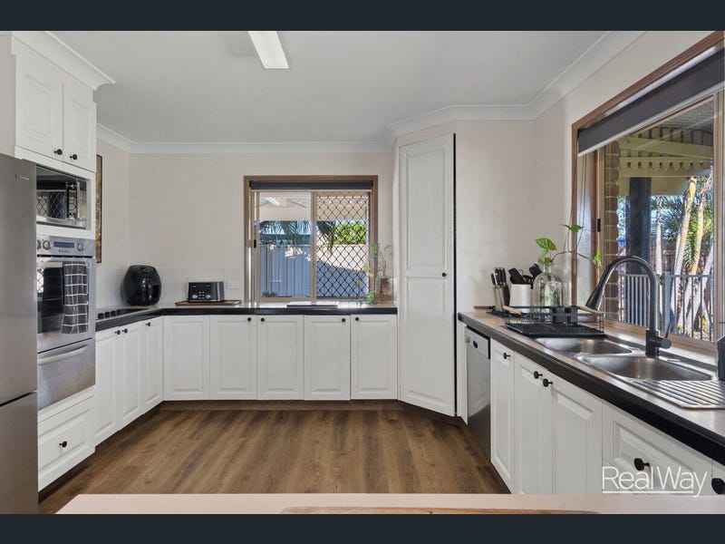 39 Blenheim Crescent, Yamanto
