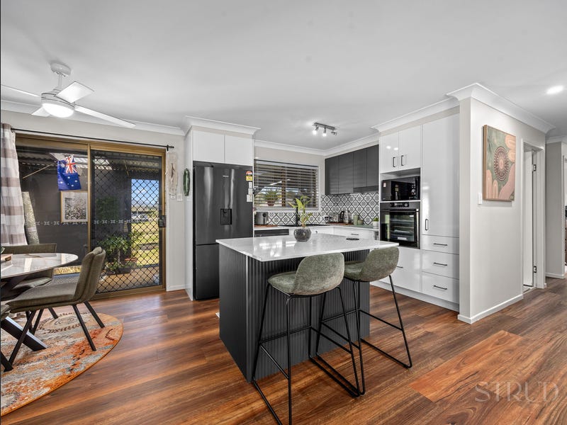 12 Dunns Avenue, Harrisville