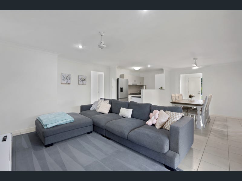 24 McCall Street, Marian