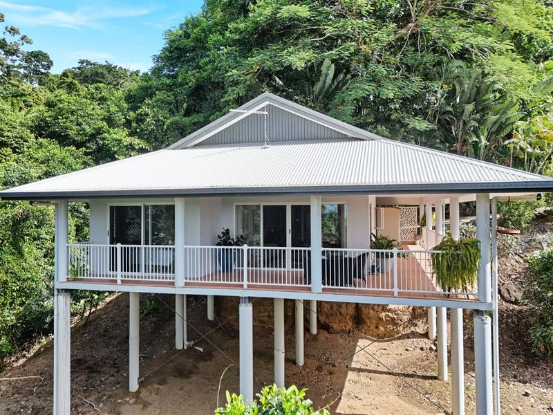 81-83 Fig Tree Drive, Caravonica
