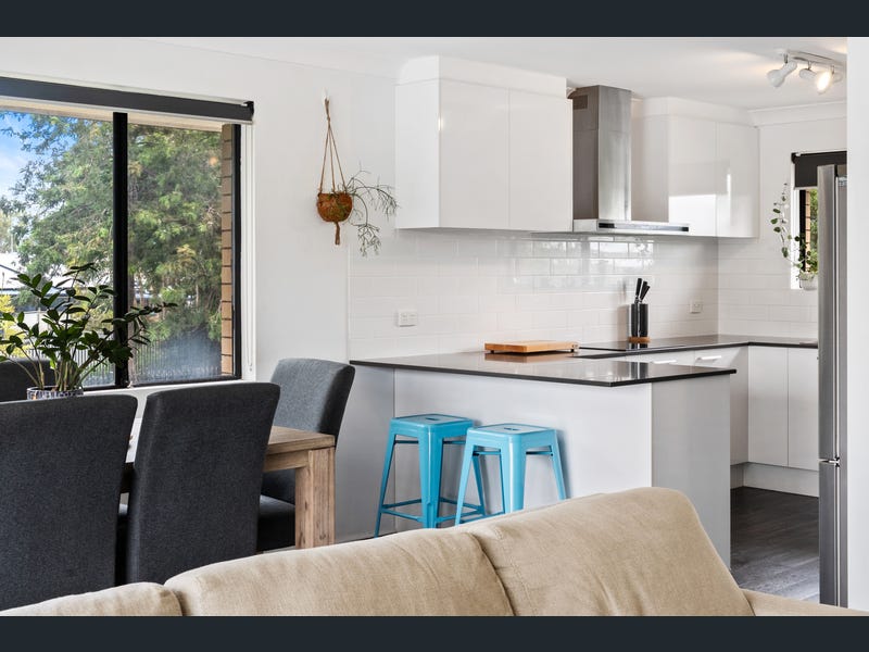 4/40 Oceanic Drive, Mermaid Waters