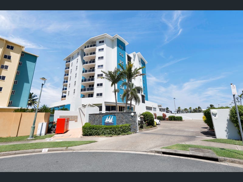 12/11 Megan Place, Mackay Harbour