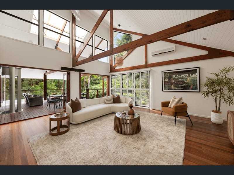 15 Pirianda Grove, Mons