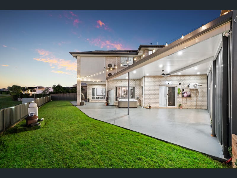 13 Village Court, Logan Village