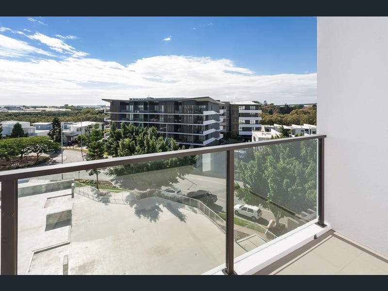 10501/320 Macarthur Avenue, Hamilton