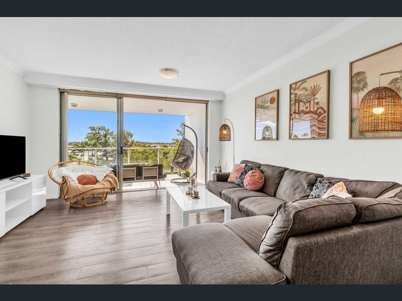 2401/12-14 Executive Drive, Burleigh Waters