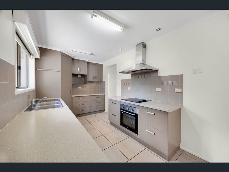 2 Illawong Court, Glen Eden