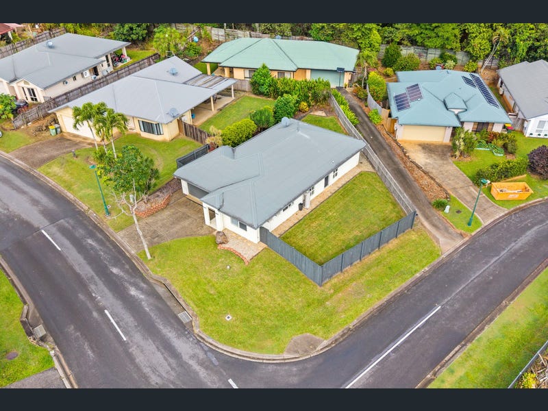 51 West Parkridge Drive, Brinsmead