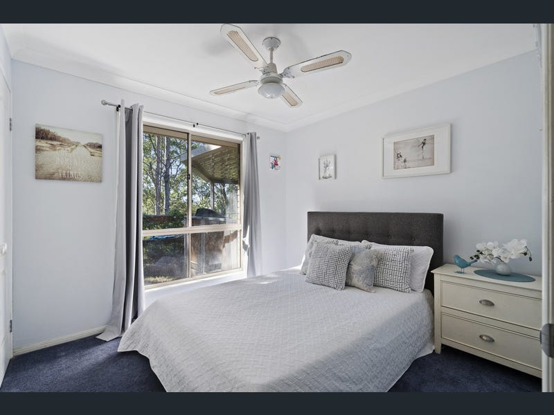 27 Crestridge Crescent, Oxenford