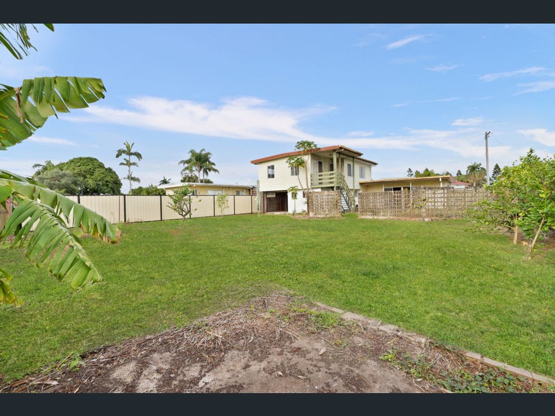 32 Barton Street, West Mackay