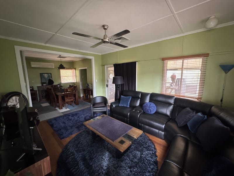 30 Engel Street, Moura