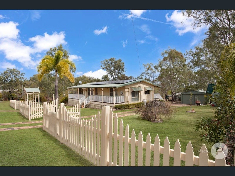 10 Walter Court, Glenore Grove
