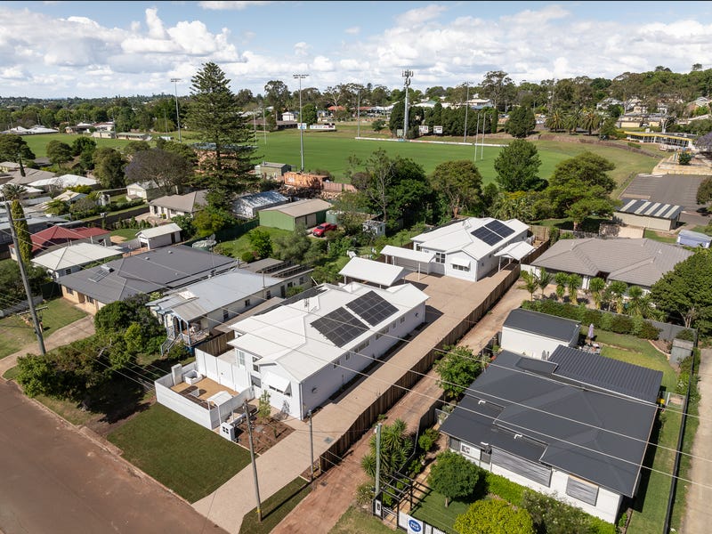 2/42 Haig Street, South Toowoomba