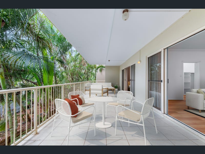 42/21 Shute Harbour Road, Cannonvale