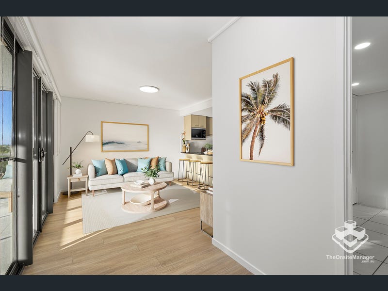 63/4 Grand Parade, Kawana Island