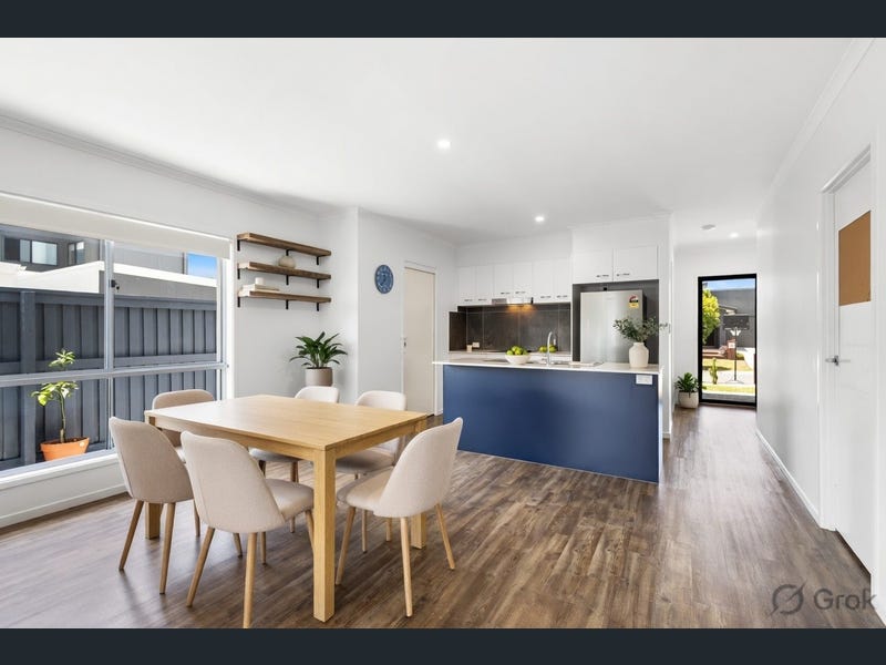 45 Roseleaf Crescent, Palmview