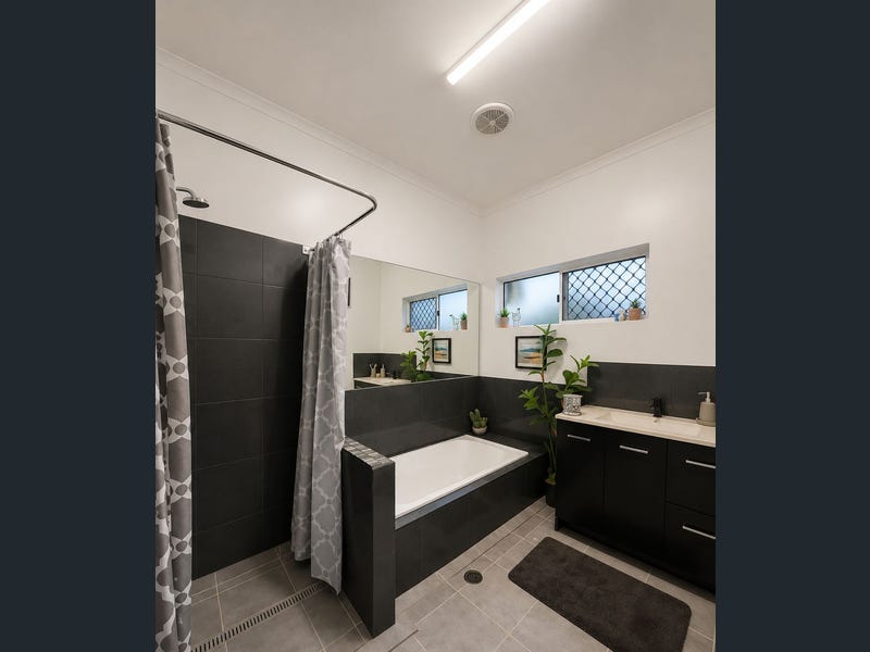 6 Willandra Ct, Caravonica