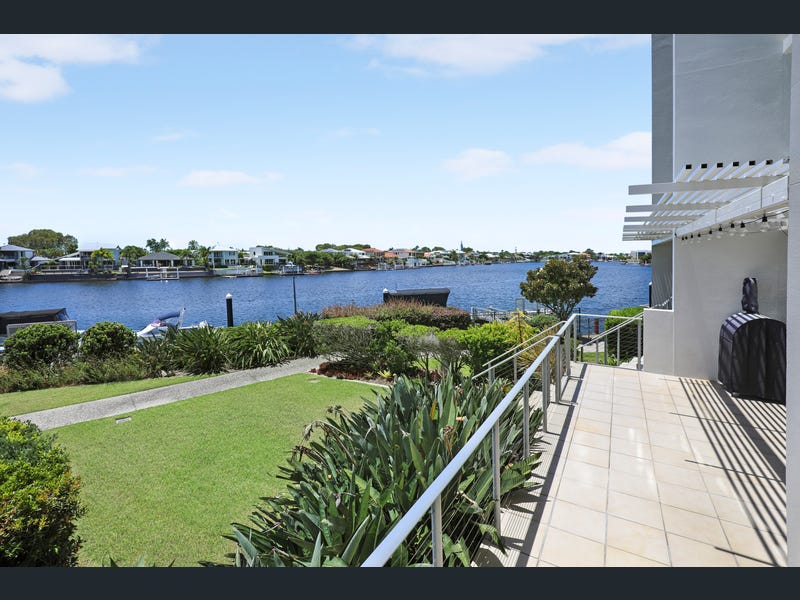 42/7 Grand Parade, Kawana Island