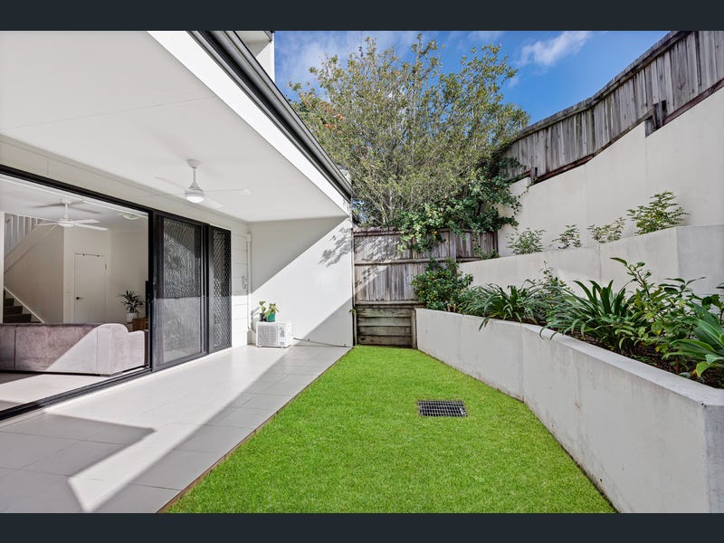 3/6 Heidi Street, Kuluin