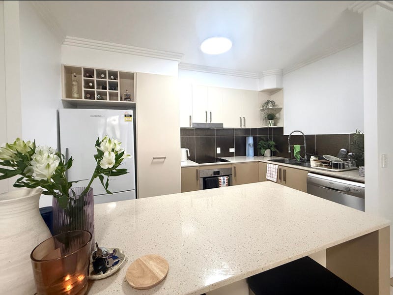 2/1311 Gold Coast Highway, Palm Beach