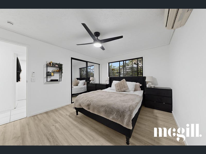 3/4 Grand Parade, Parrearra