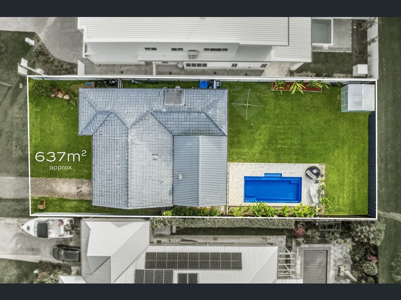 16 Pandanus Avenue, Coolum Beach
