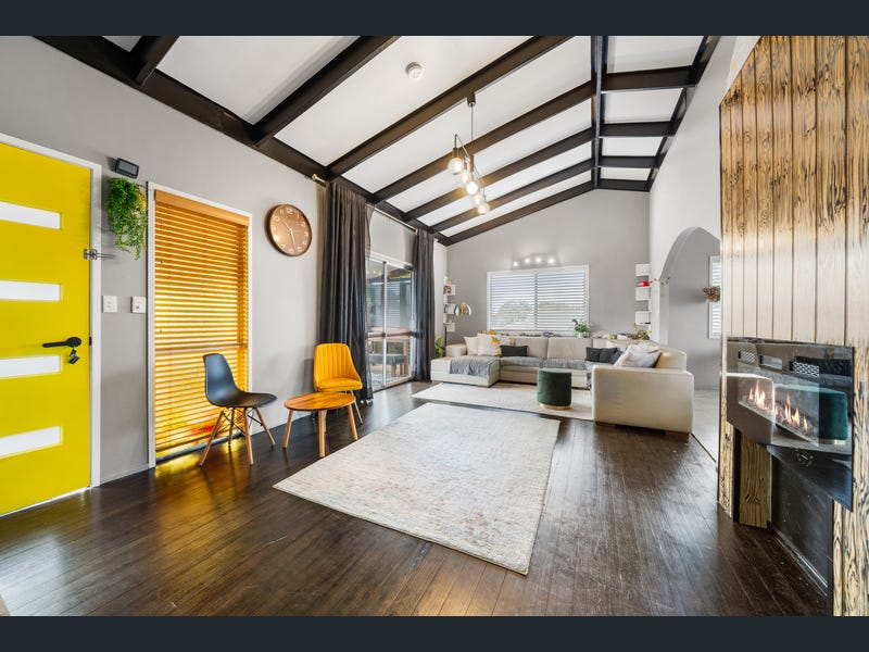 4 Regent Street, Darling Heights