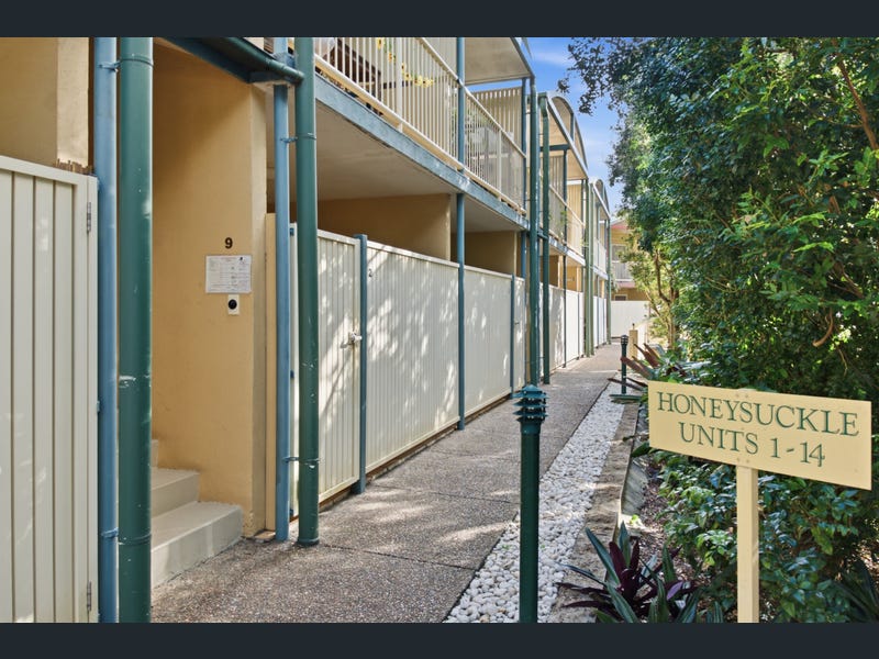 4/33 LAGONDA ST, Annerley