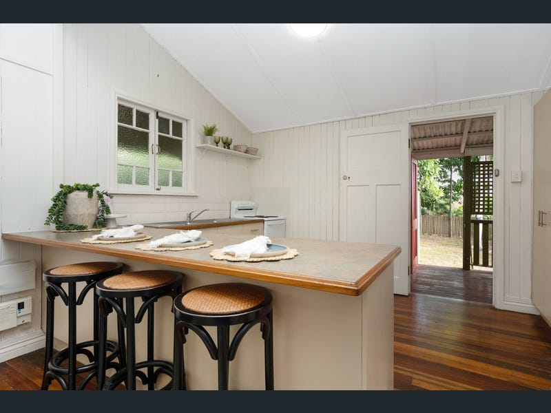 2A North Street, West End