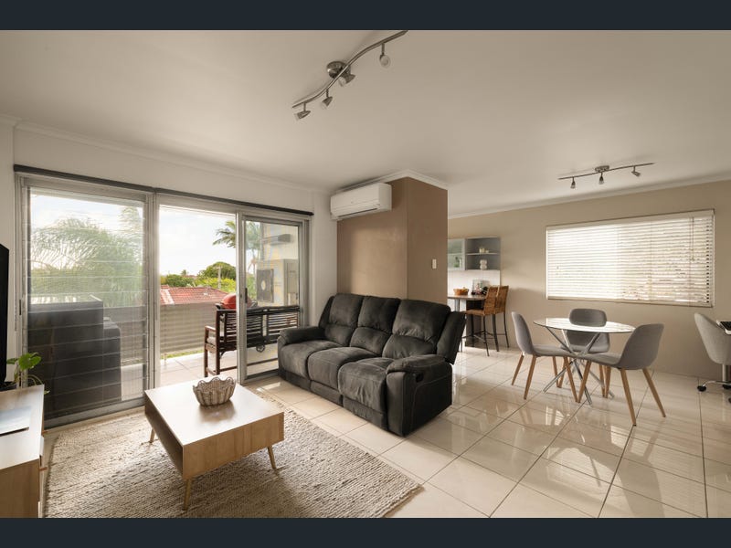 9/21 London Road, Clayfield