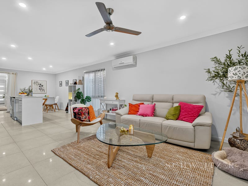 17 Scheyville Crescent, South Ripley