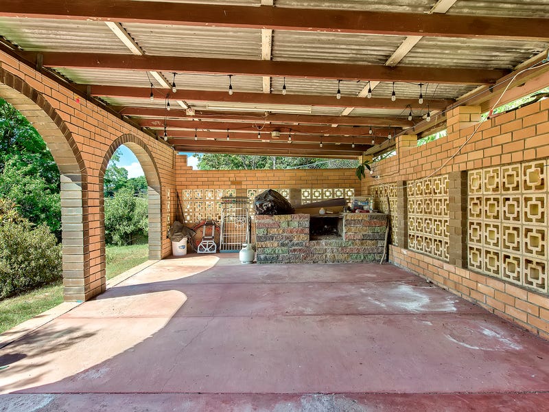 4 Gemalla Street, Stafford Heights