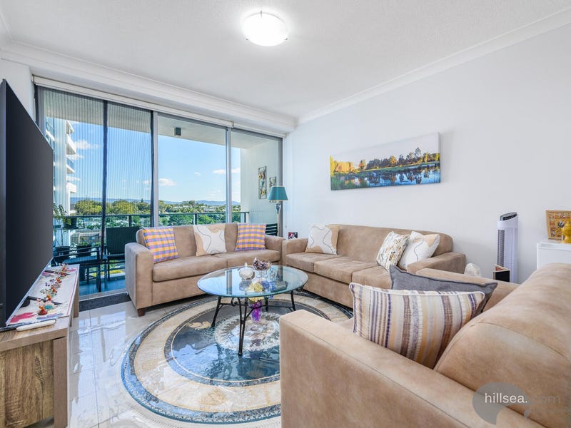 710/20 Labrador Street
