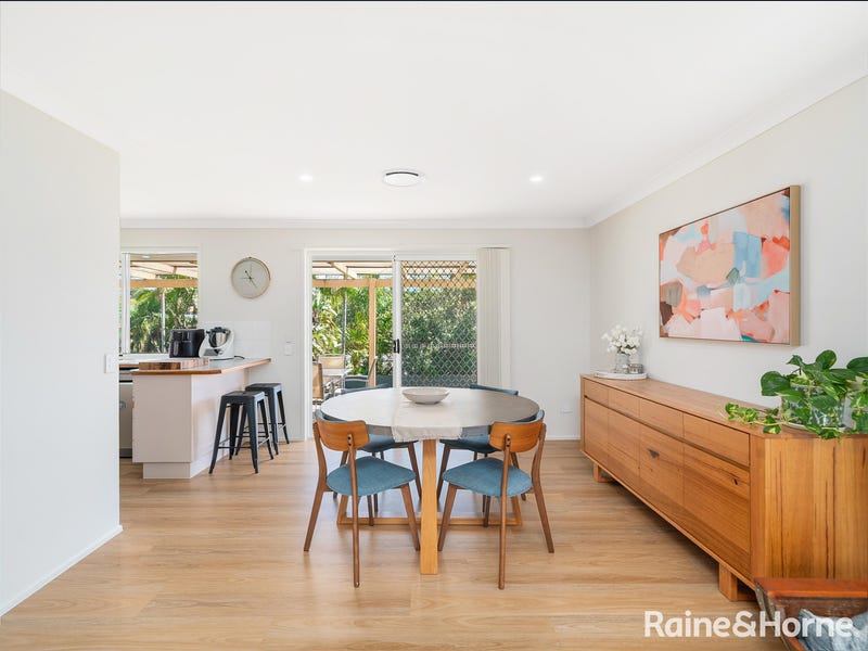 6 Pascali Crescent, Eatons Hill