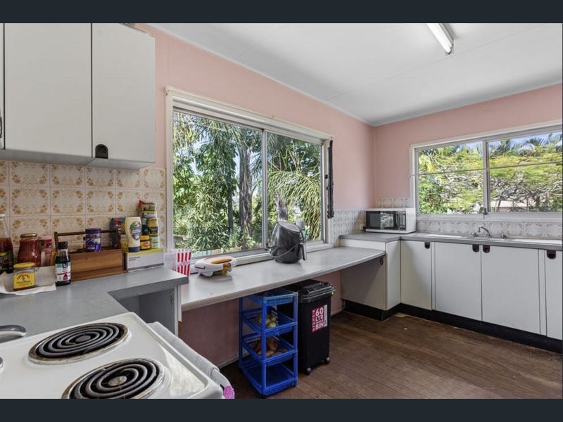 56 Camelia Avenue, Logan Central
