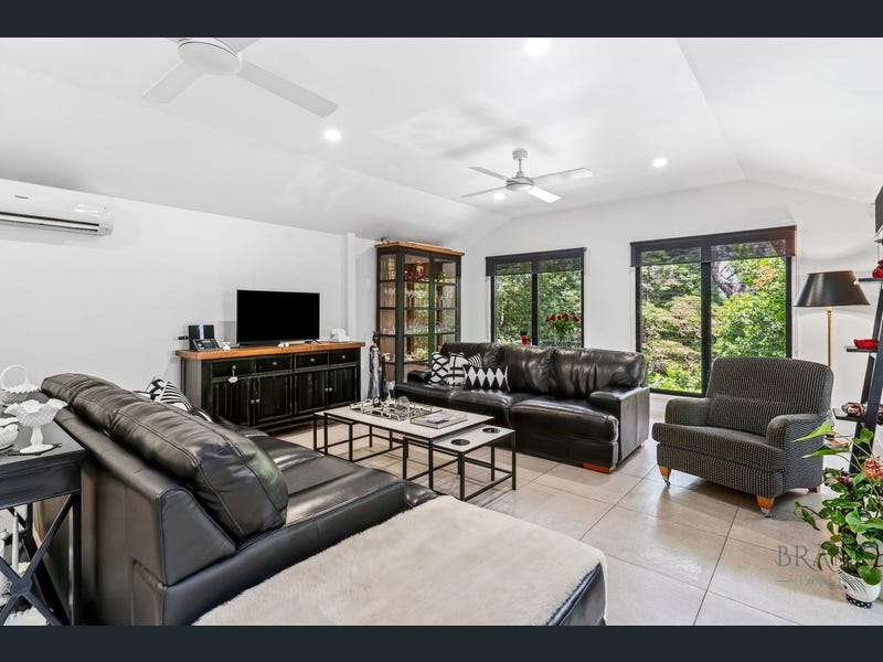 12 Cynthia Hunt Drive, Flaxton