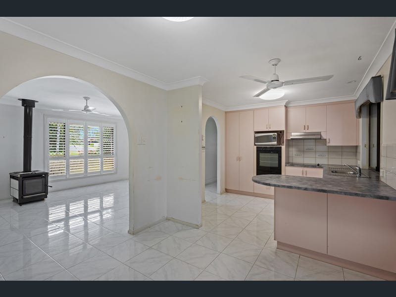 53 Jennifer Crescent, Darling Heights