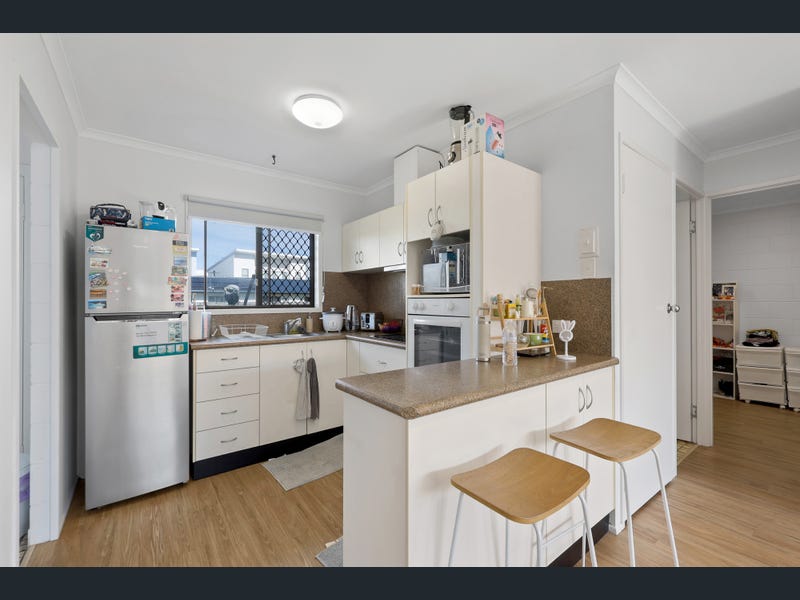 6/11 Stevenson Street, South Mackay