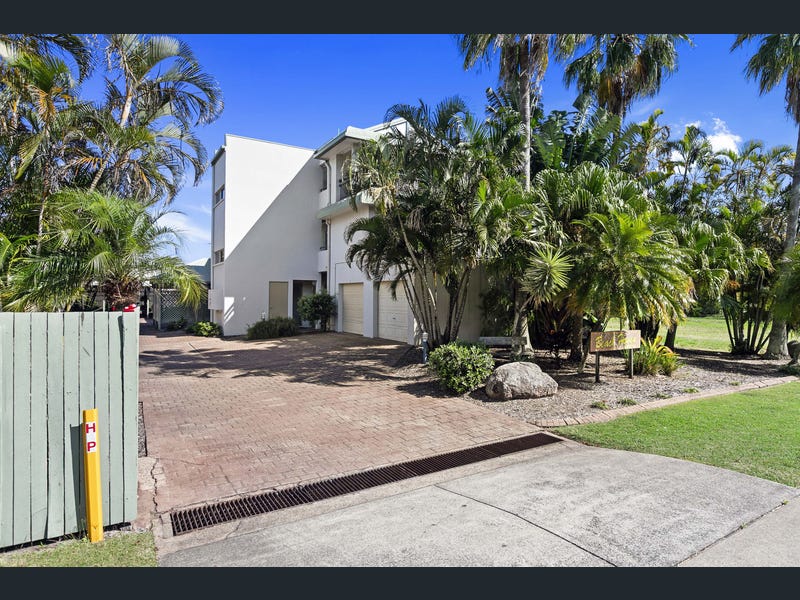Unit 1/3 Beach Road, Pialba