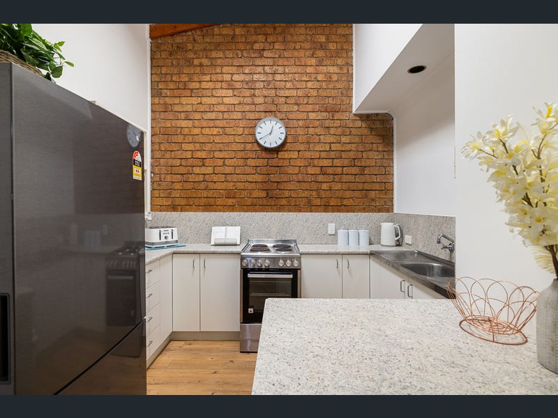 4/59 Kitchener Street, South Toowoomba