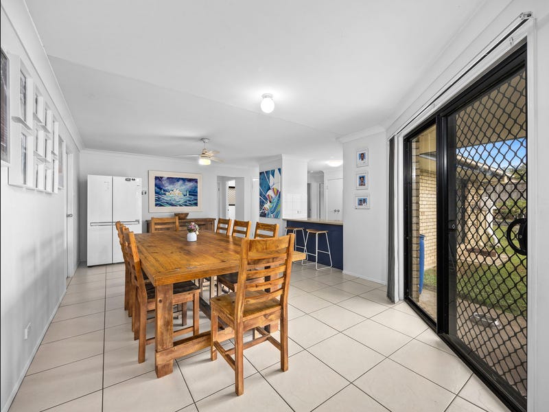 5 Barker Close, Goodna