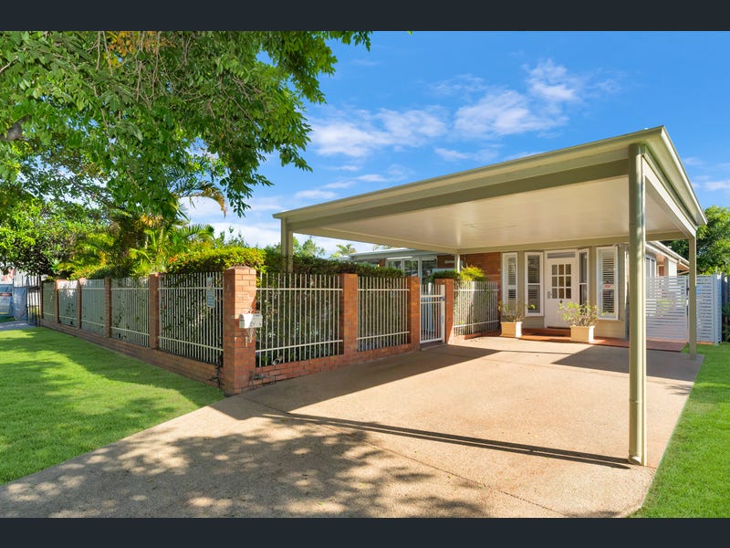 6 Kenilworth Avenue, Hyde Park