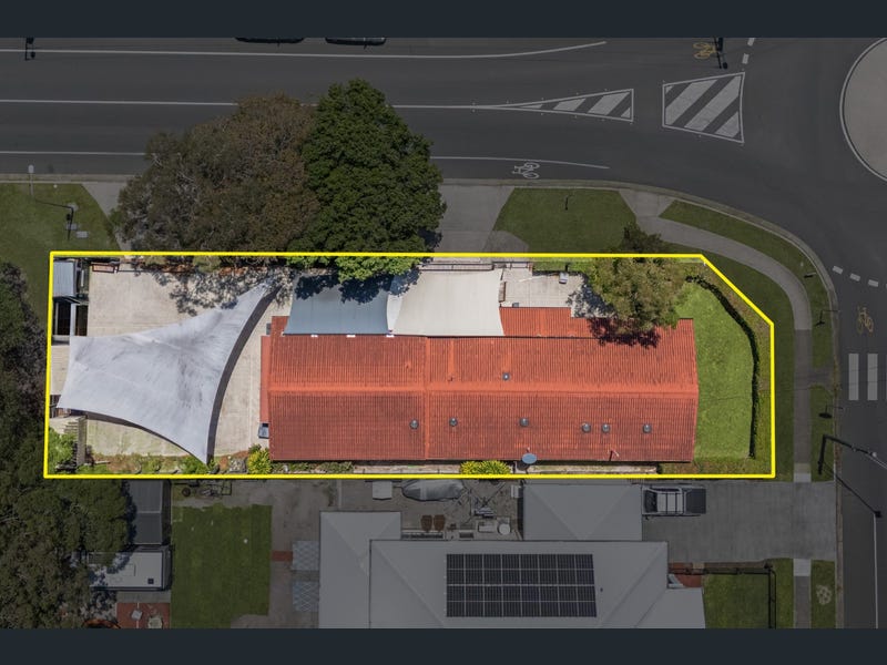 36 Blaxland Street, Golden Beach