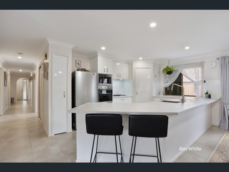 36 Jonquil Circuit, Flinders View